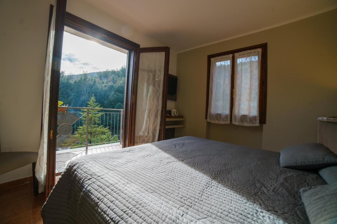 Hotel Bin Rocchetta Nervina