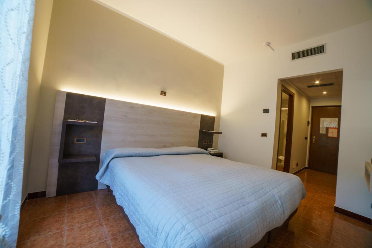 Bin 3* Rocchetta Nervina