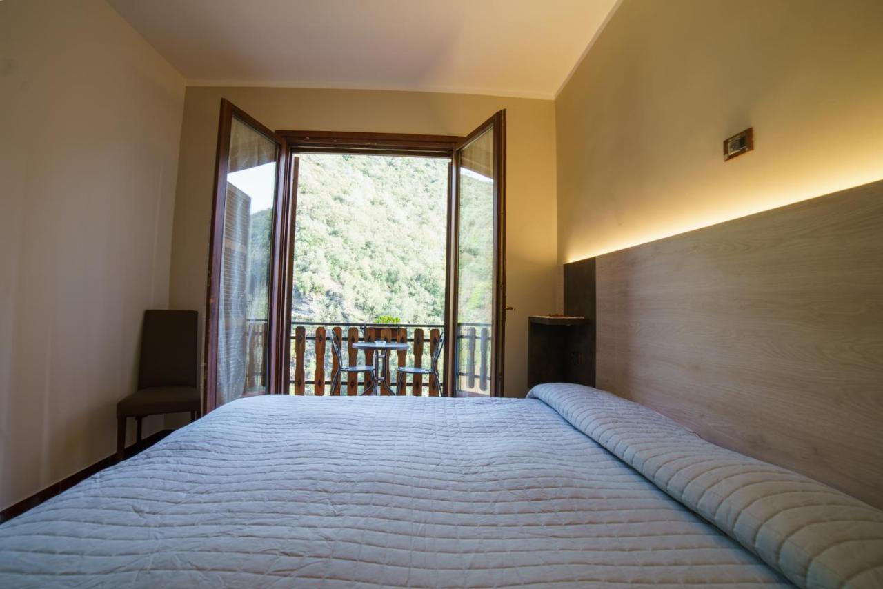 Bin 3* Rocchetta Nervina
